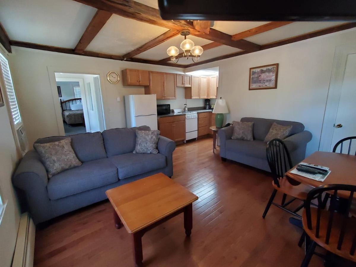 Windrifter Resort ウルフボロ エクステリア 写真